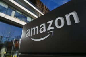Amazon job cuts 2025 corporate headquarters illustrating AI automation impact