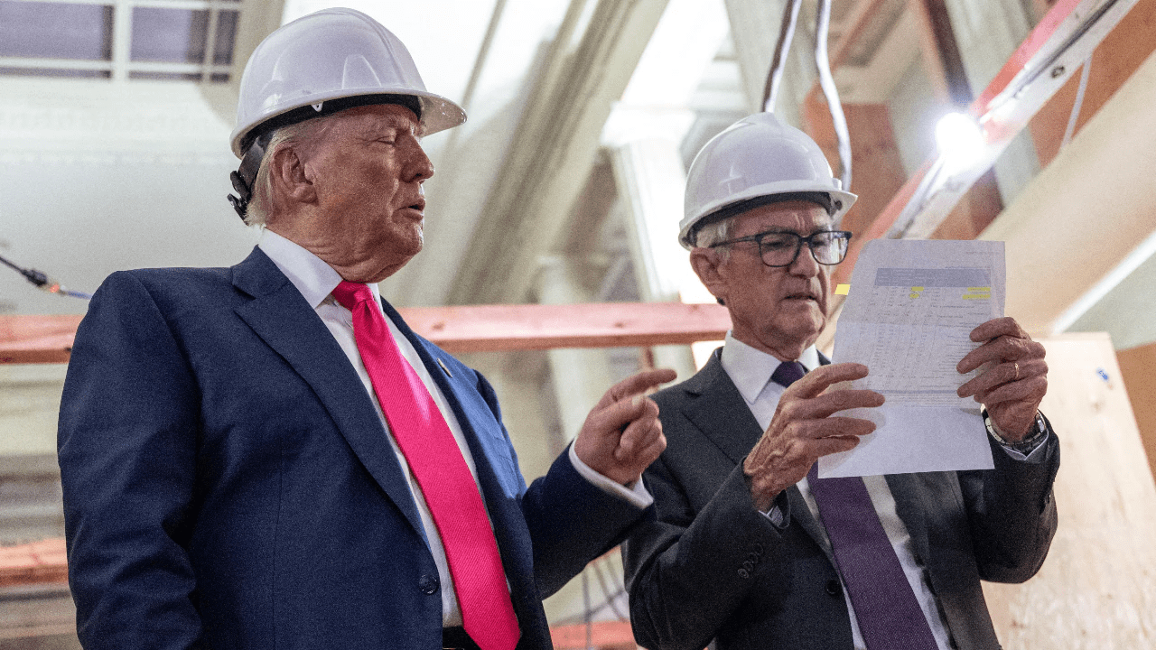 Jerome Powell reviews documents alongside Donald Trump amid investigation raising concerns over Federal Reserve independence